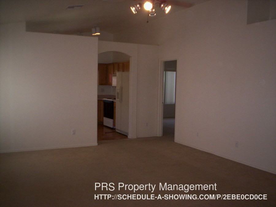 8656 E Nido Ave - Photo 3 of 4