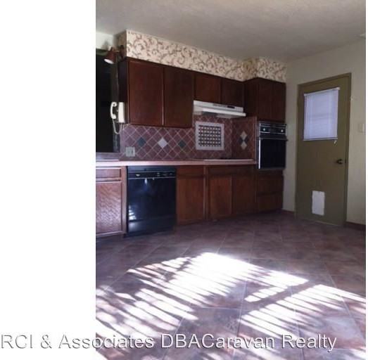 5124 Garry Owen Rd - Photo 2 of 10