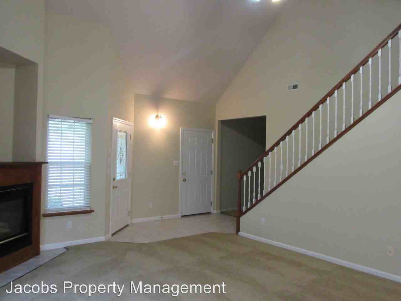 3230 Wind River Cir - Photo 3 of 13