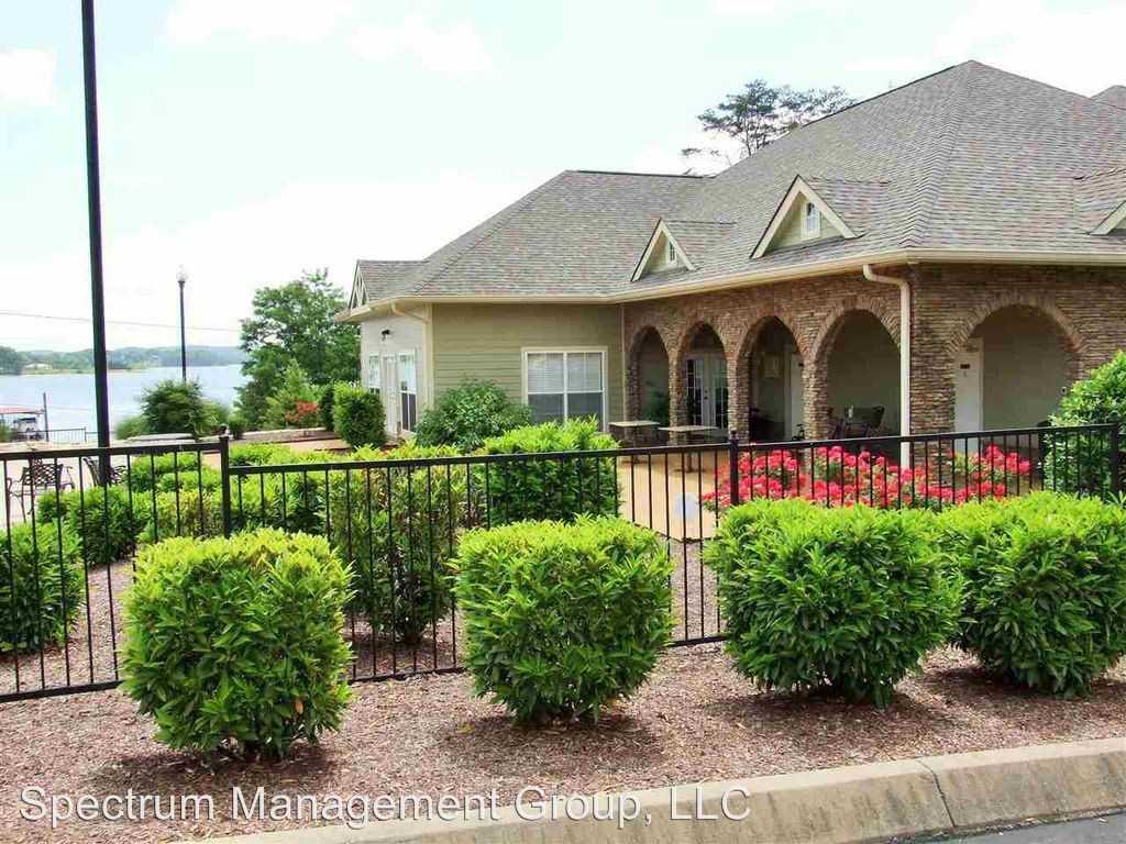 414 Sandpiper Ln - Photo 2 of 12