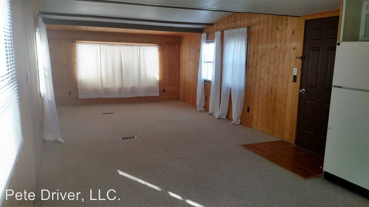 294 Bighorn Dr - Photo 3 of 17