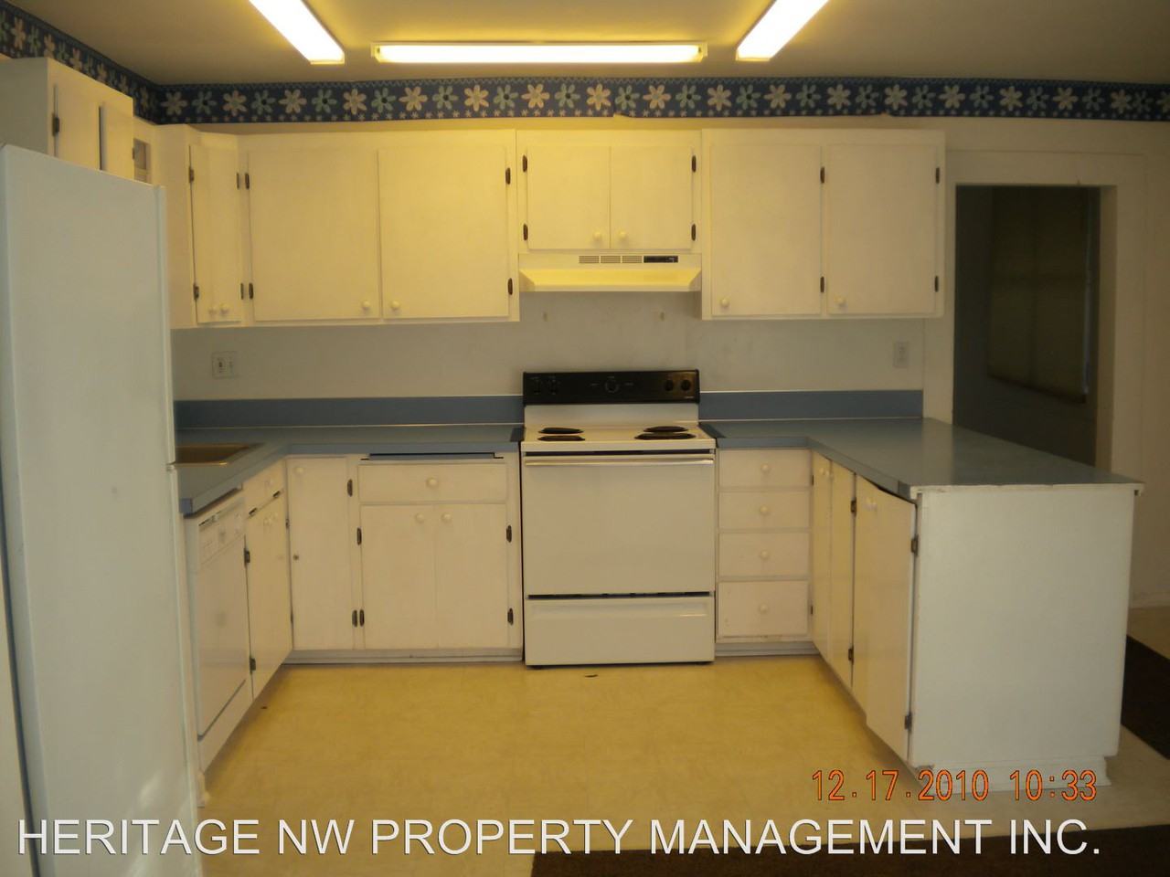 30741 7th St - Photo 2 of 16