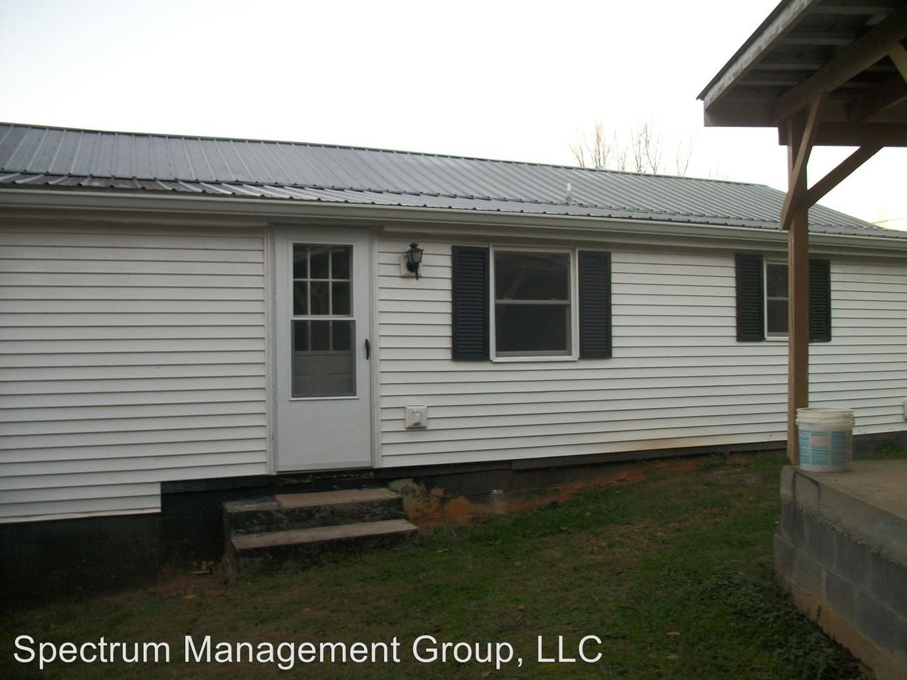 2317 Walker Rd - Photo 2 of 18