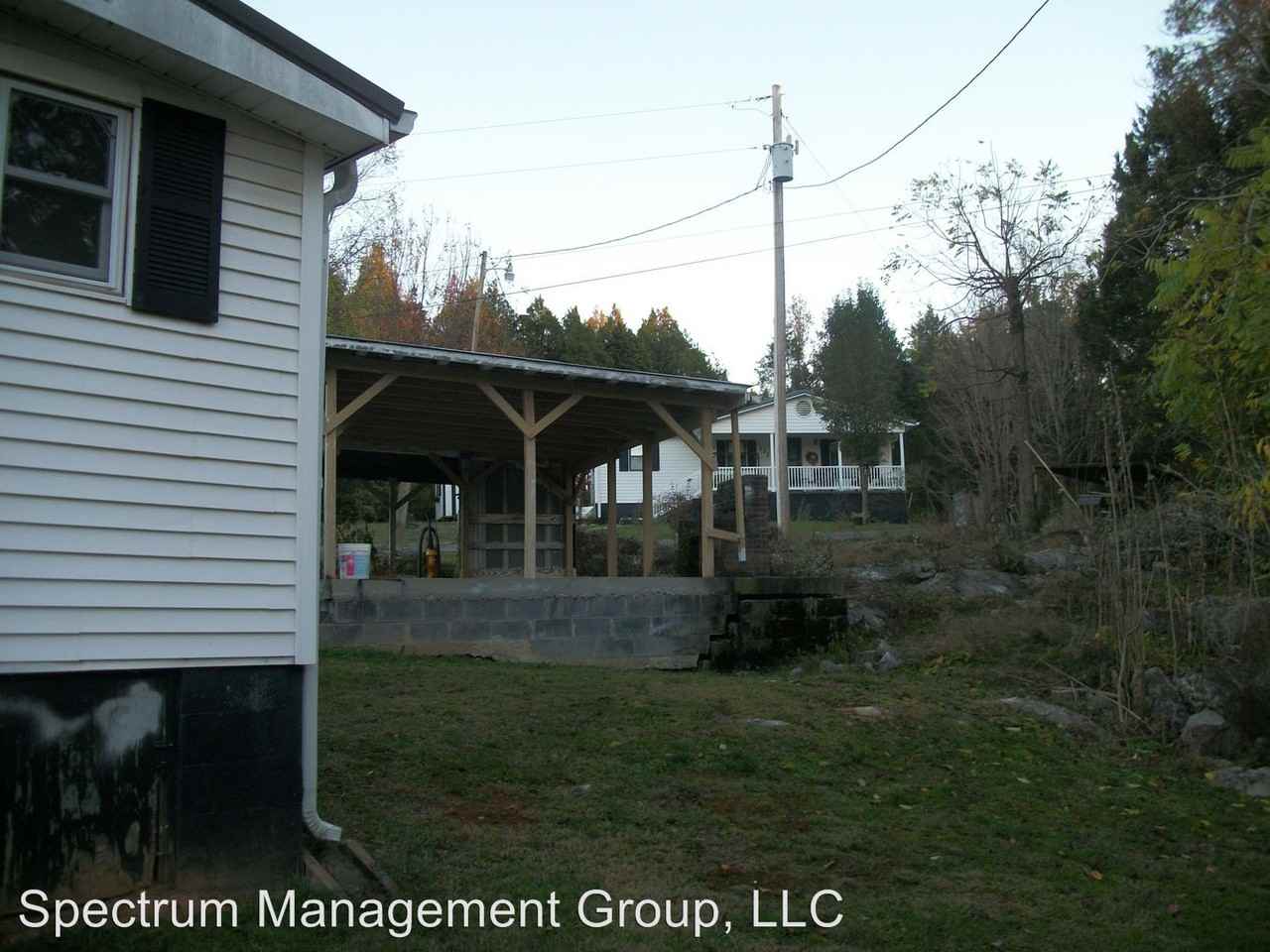 2317 Walker Rd - Photo 3 of 18