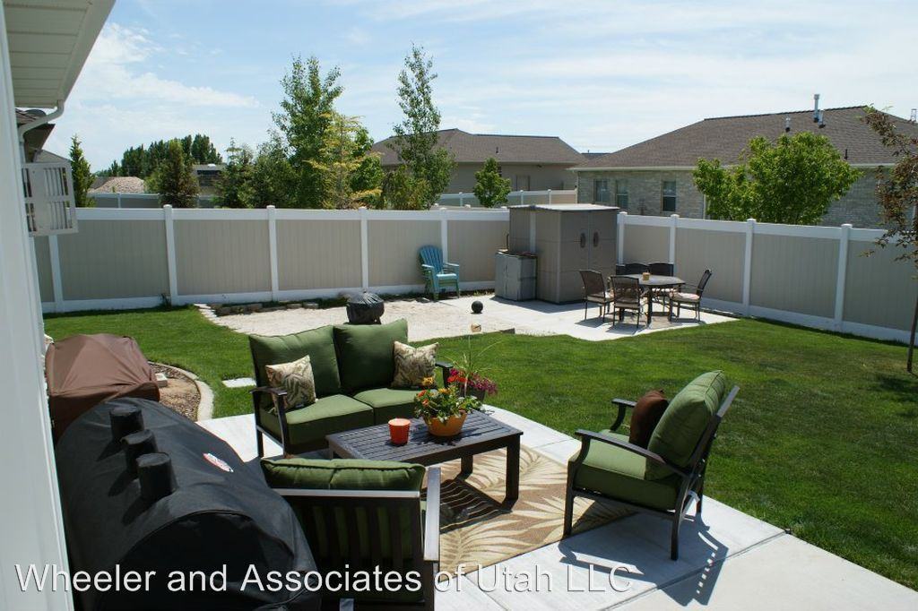 973 N 1385 W - Photo 3 of 7