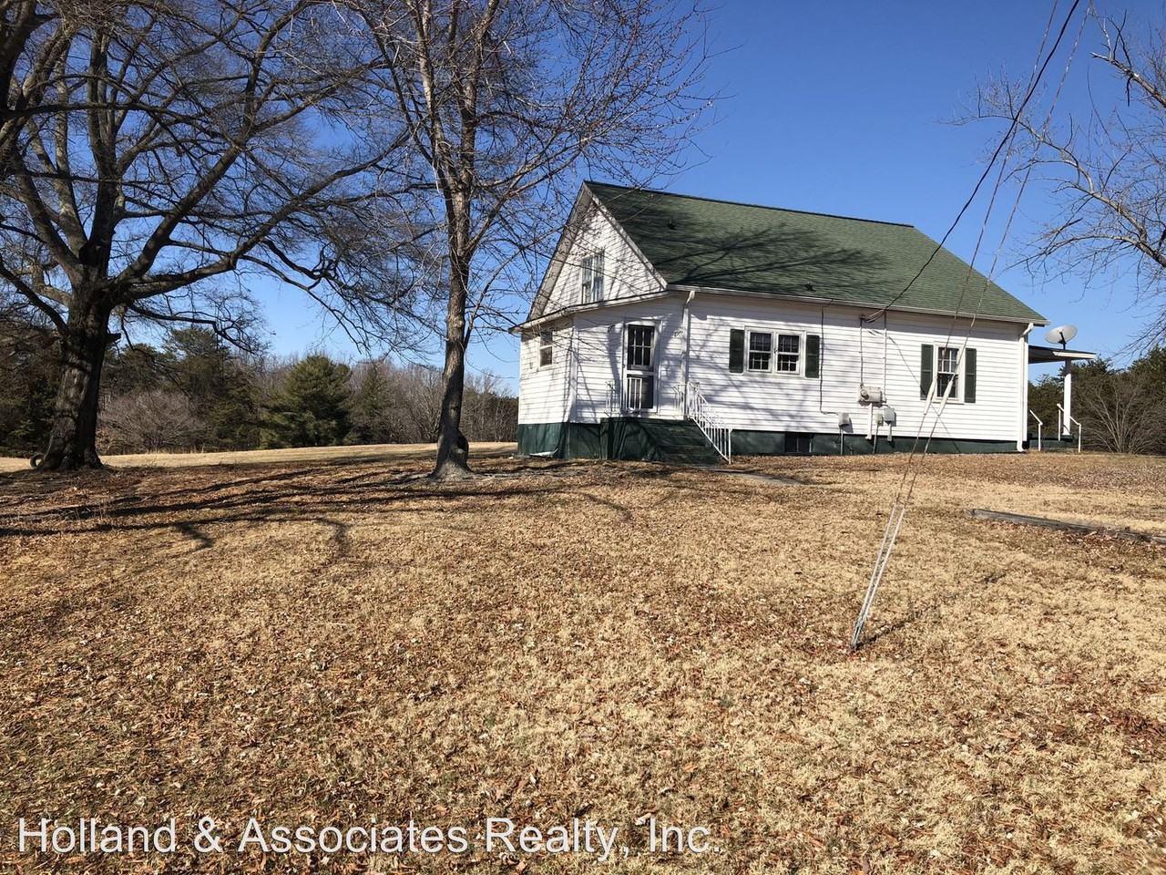 126 Walsh Rd - Photo 2 of 11