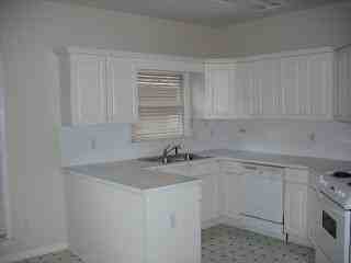1143 Berwick Rd - Photo 3 of 6