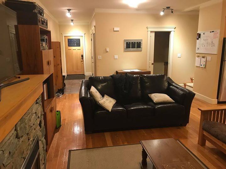 1880 Laval Avenue - Photo 3 of 6