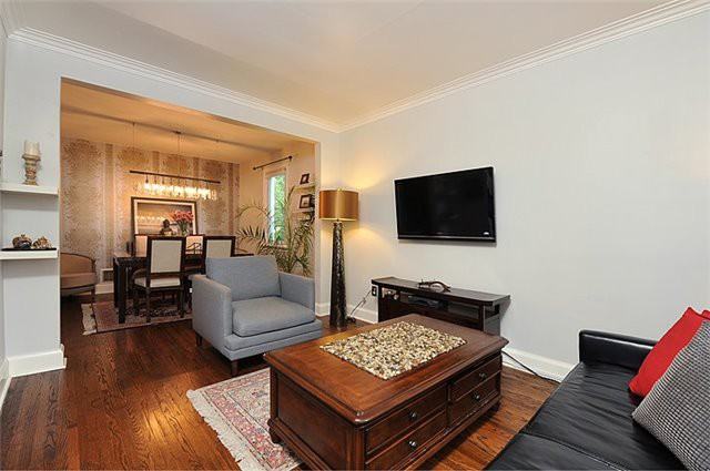 98 Seventeenth St - Photo 2 of 15