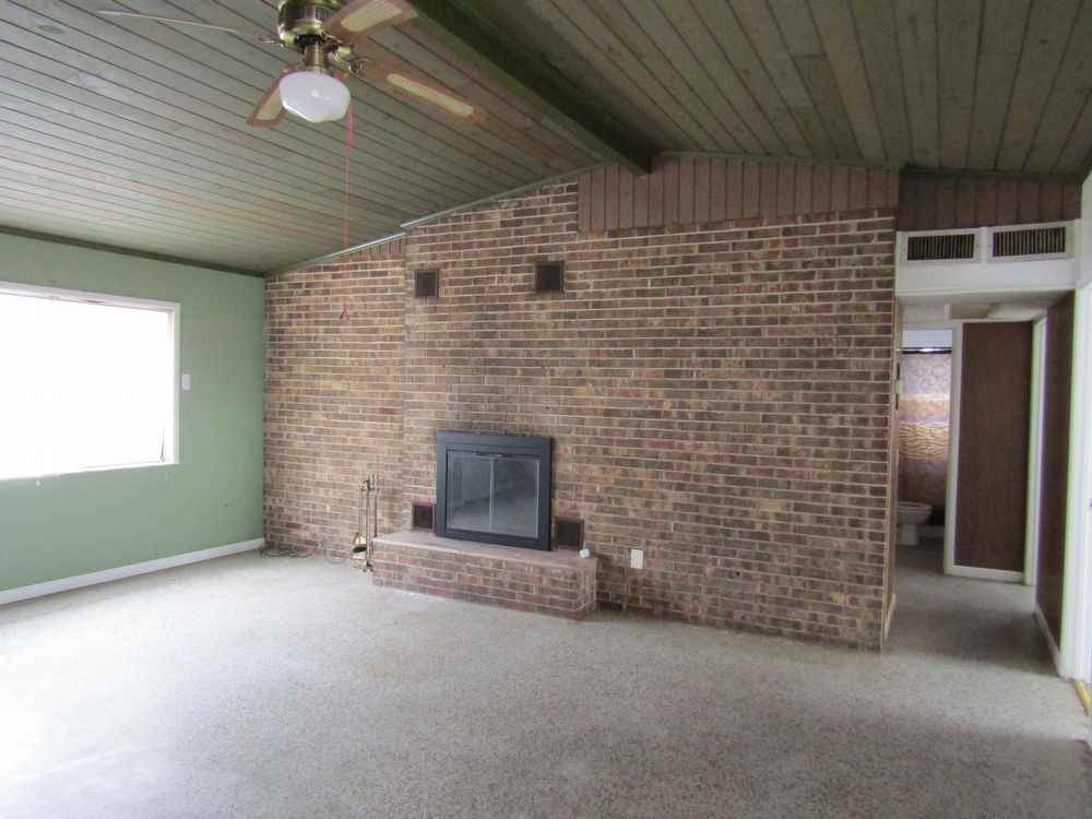 3811 Treasure Cir - Photo 2 of 13