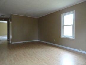 185 Jade Rd - Photo 2 of 18