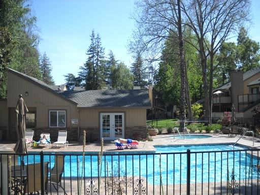 511 Woodside Oaks #2