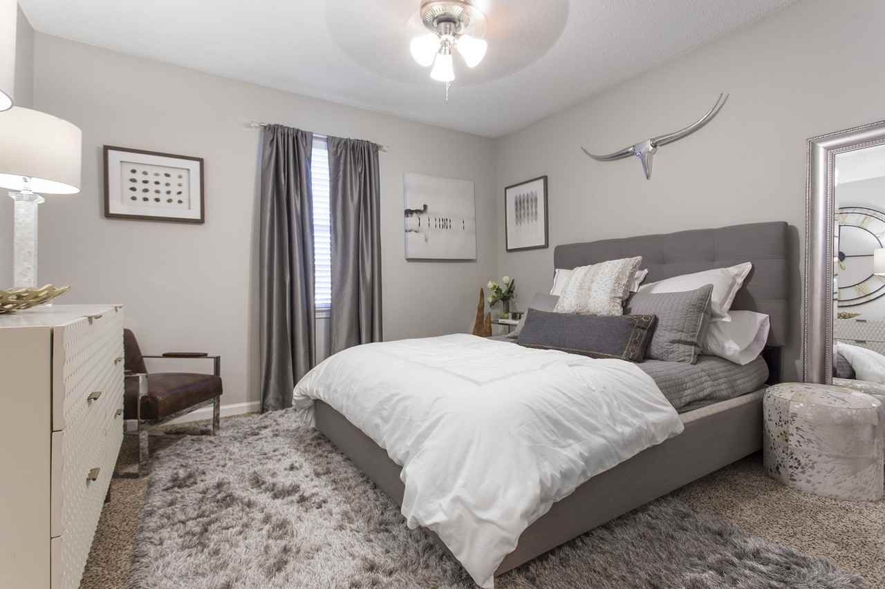 200 Heath Lane - Photo 3 of 26