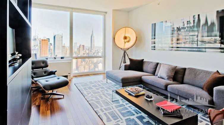 W 42nd St #2501 - Photo 2 of 9