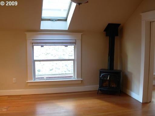 1104 SW Columbia St #403 - Photo 3 of 8