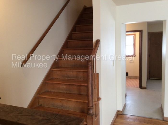 6408 N 73rd St - Photo 2 of 9