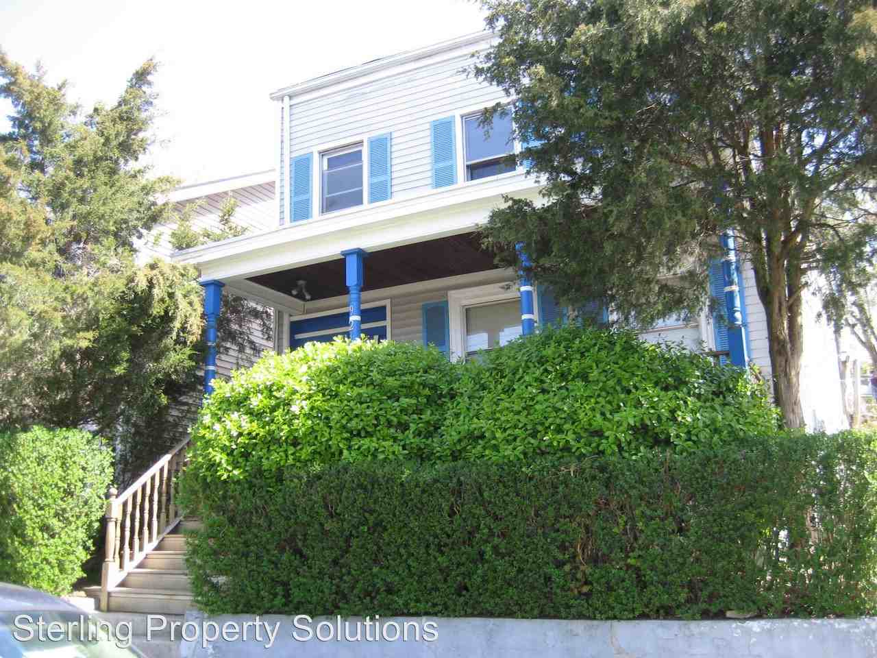 923 2nd Street - Photo 3 of 13