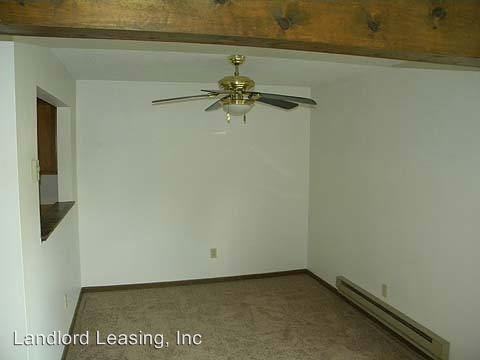 6305 Forest Park Dr - Photo 3 of 9