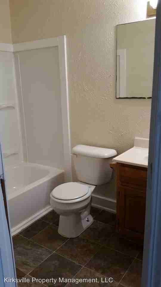 1212 N Franklin St - Photo 2 of 10