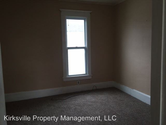 1719 S Still St - Photo 3 of 8