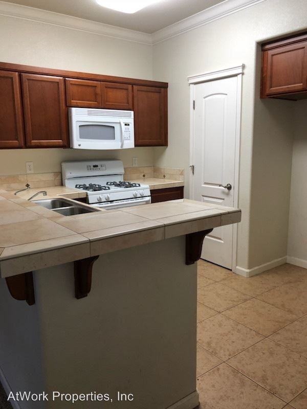 2143 Tuscany Way - Photo 3 of 16