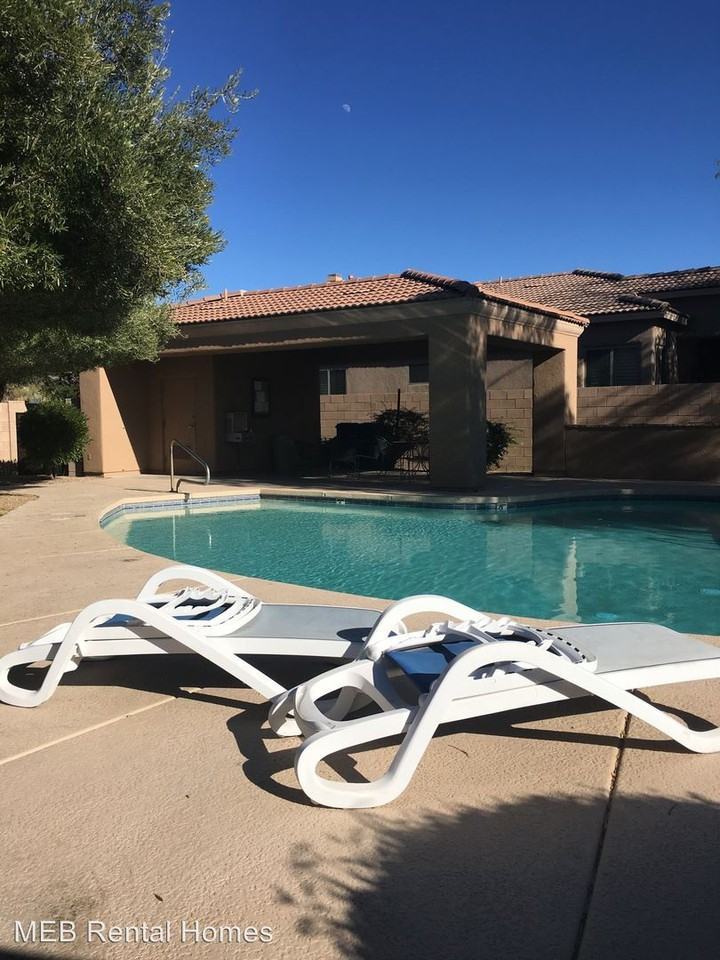 5537 N Silver Stream Way - Photo 3 of 14