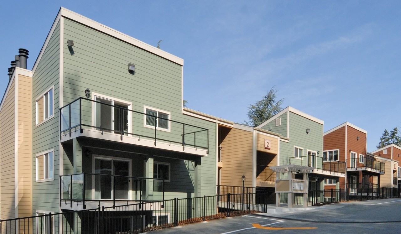 Cedar Rim - Photo 3 of 21