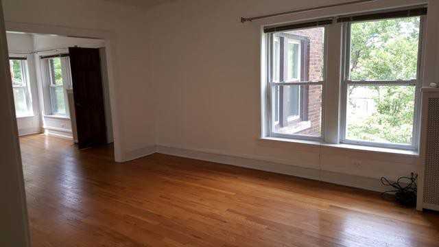 2015 W Lunt Ave #2 - Photo 3 of 13