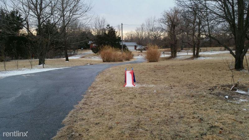 2939 Co Rd 498 - Photo 2 of 17