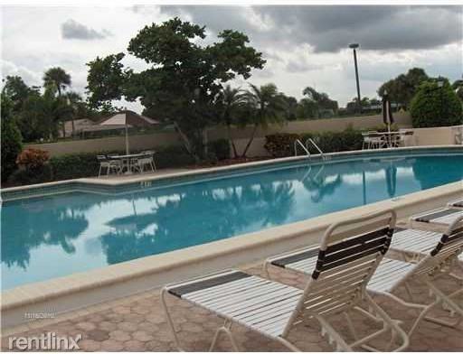 5021 Oak Hill Ln #123 - Photo 2 of 5