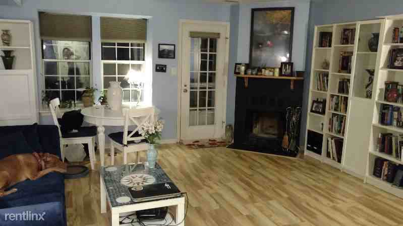 2596 S Arlington Mill Dr - Photo 2 of 3