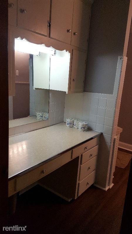 994 Chestnut Rd - Photo 2 of 7