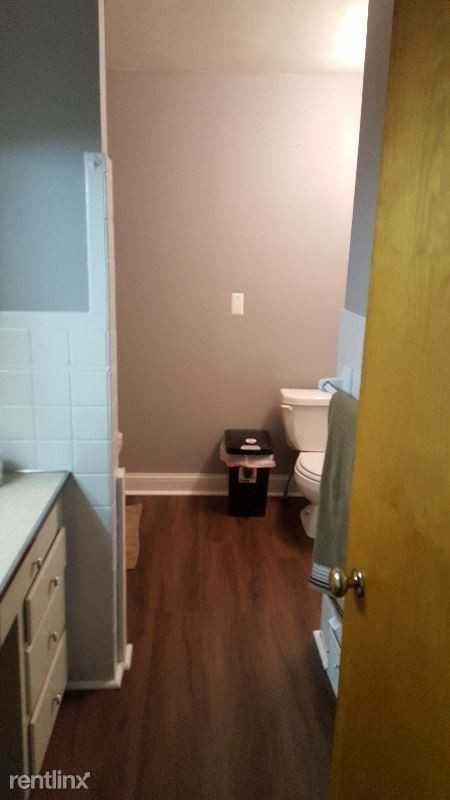 994 Chestnut Rd - Photo 3 of 7