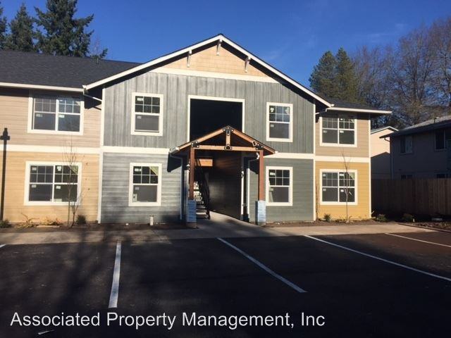 640 SE 5th Ave #103 - Photo 3 of 15