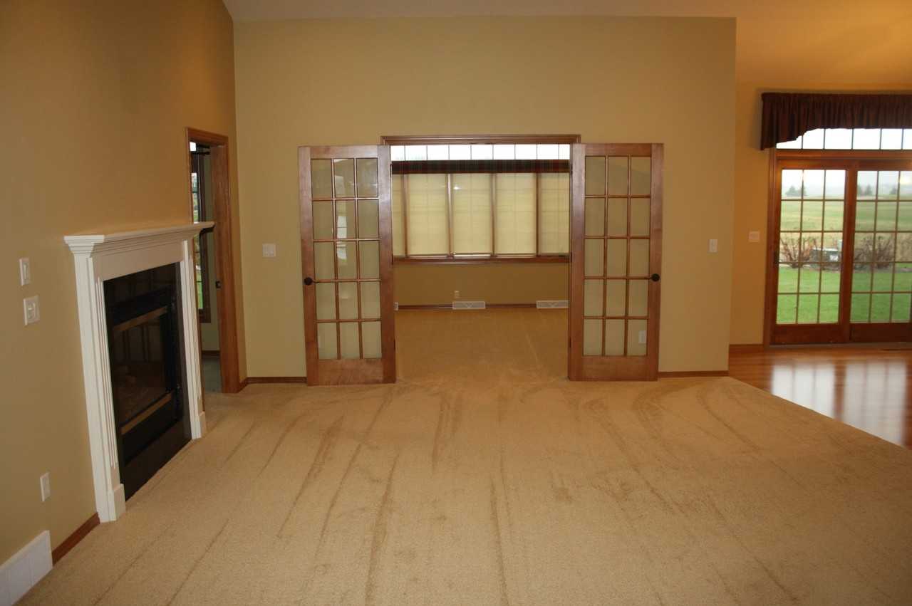 188 Golf Course Dr - Photo 2 of 22