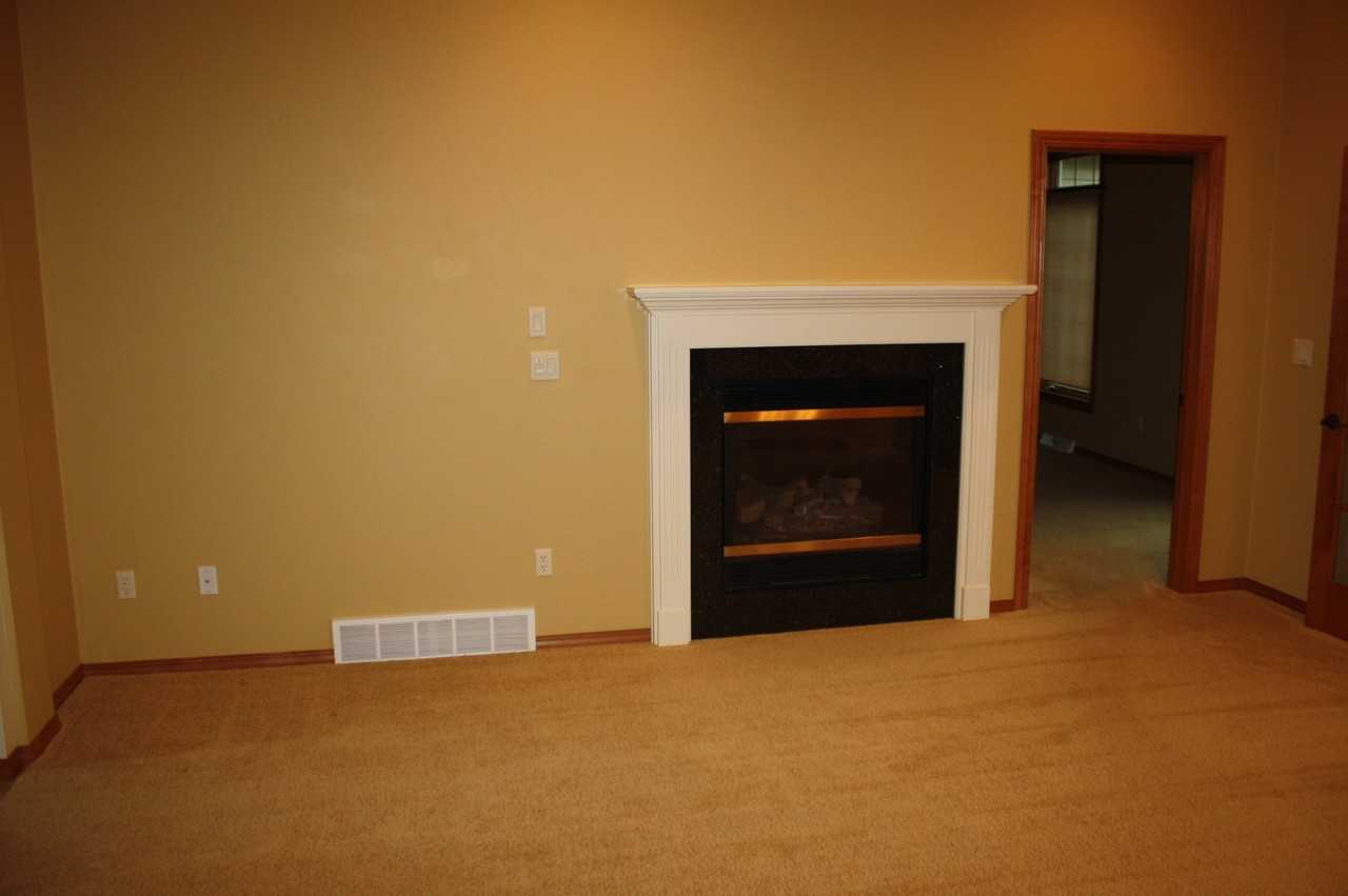 188 Golf Course Dr - Photo 3 of 22