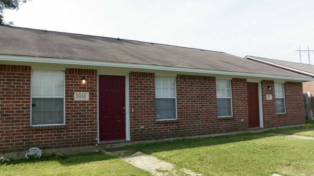 2514 Pecan Ridge Dr - Photo 2 of 2