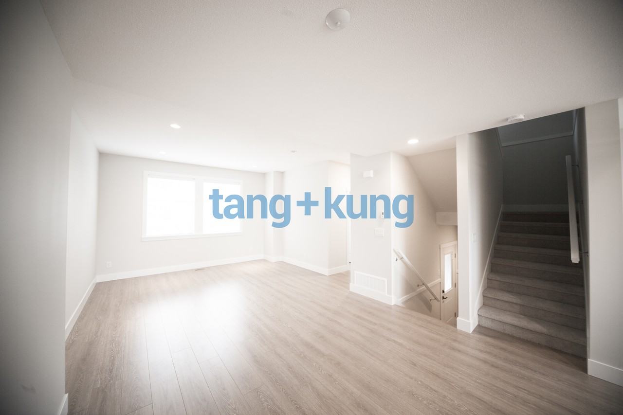 15717 Mountain View Dr - Photo 3 of 11