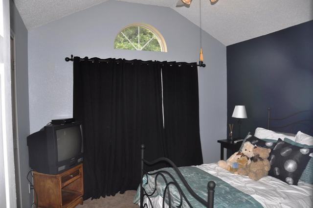 7628 Arbor Ridge Ct - Photo 3 of 14