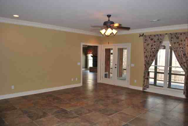 40 Maple Ct - Photo 2 of 20