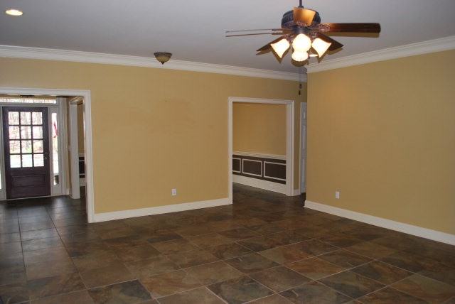 40 Maple Ct - Photo 3 of 20