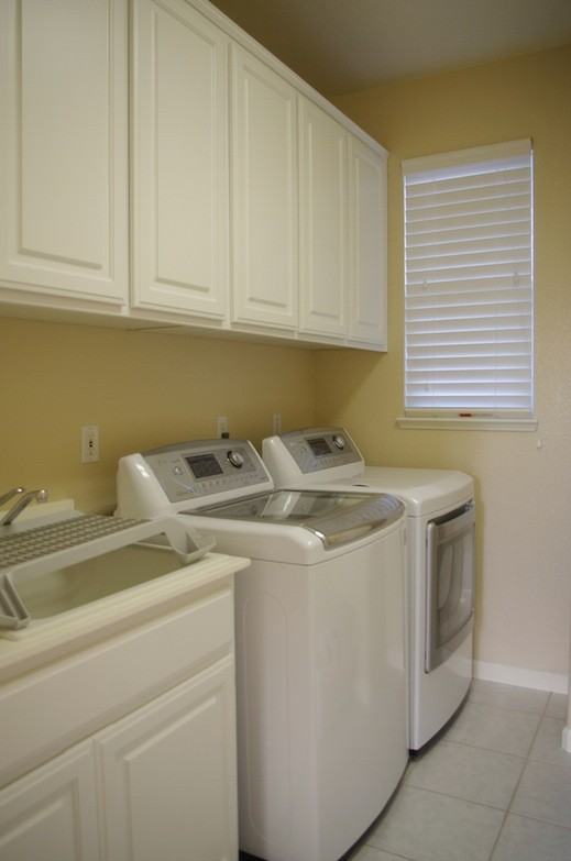 4210 Eveningside Ln - Photo 3 of 24