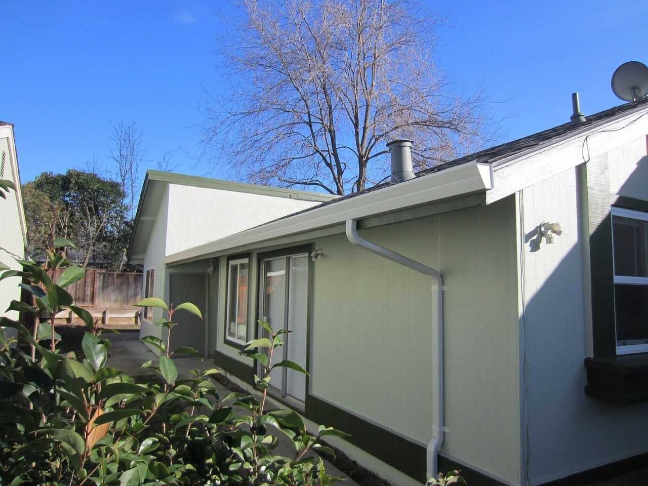 5370 Federation Ct - Photo 3 of 18