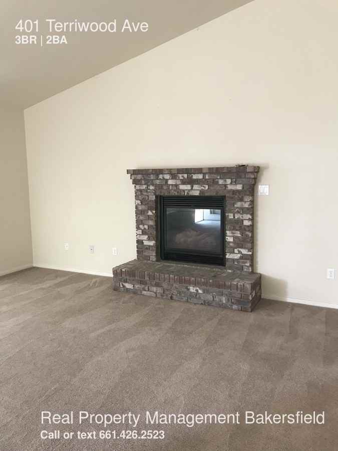 401 Terriwood Ave - Photo 3 of 5