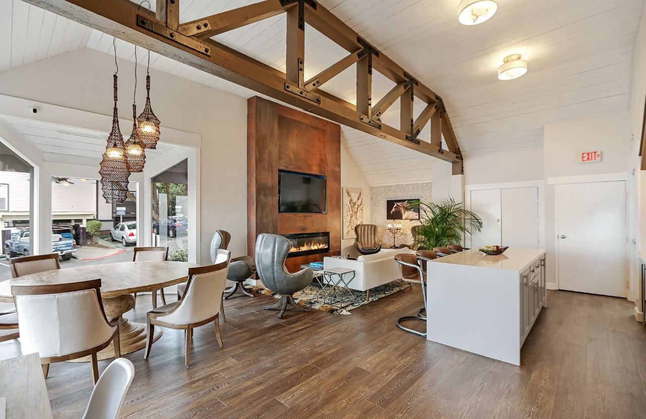 Oceanaire Apartment Homes - Photo 3 of 33
