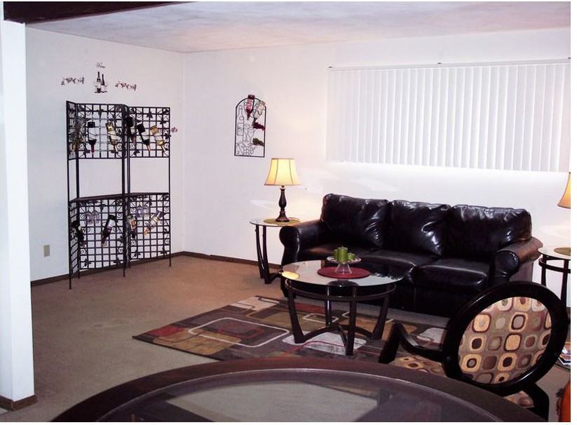 Shiloh Commons Apartments - Photo 2 of 26