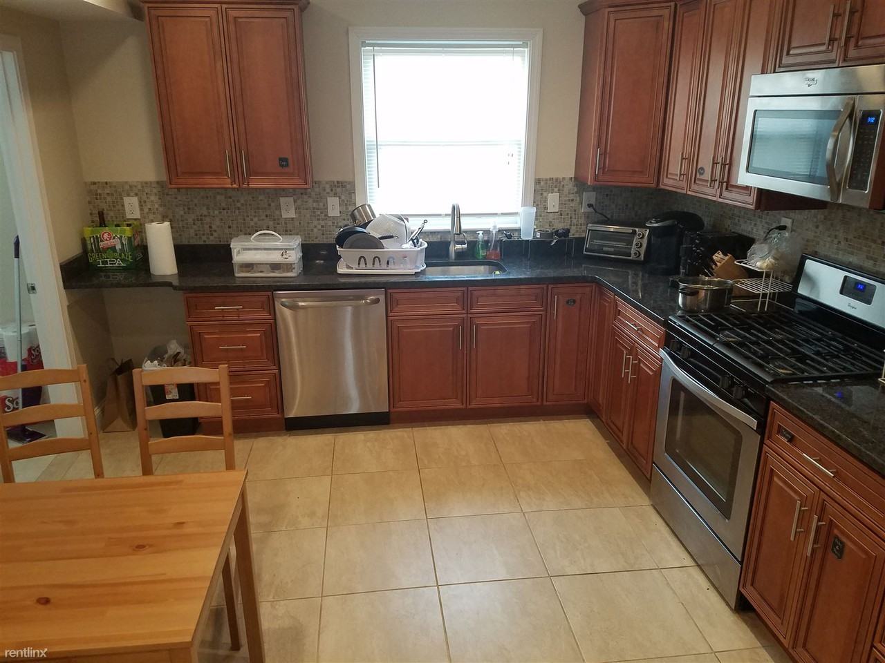 87 Linden St #2 - Photo 3 of 17