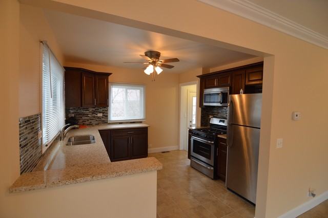 211 E State Rd - Photo 2 of 17