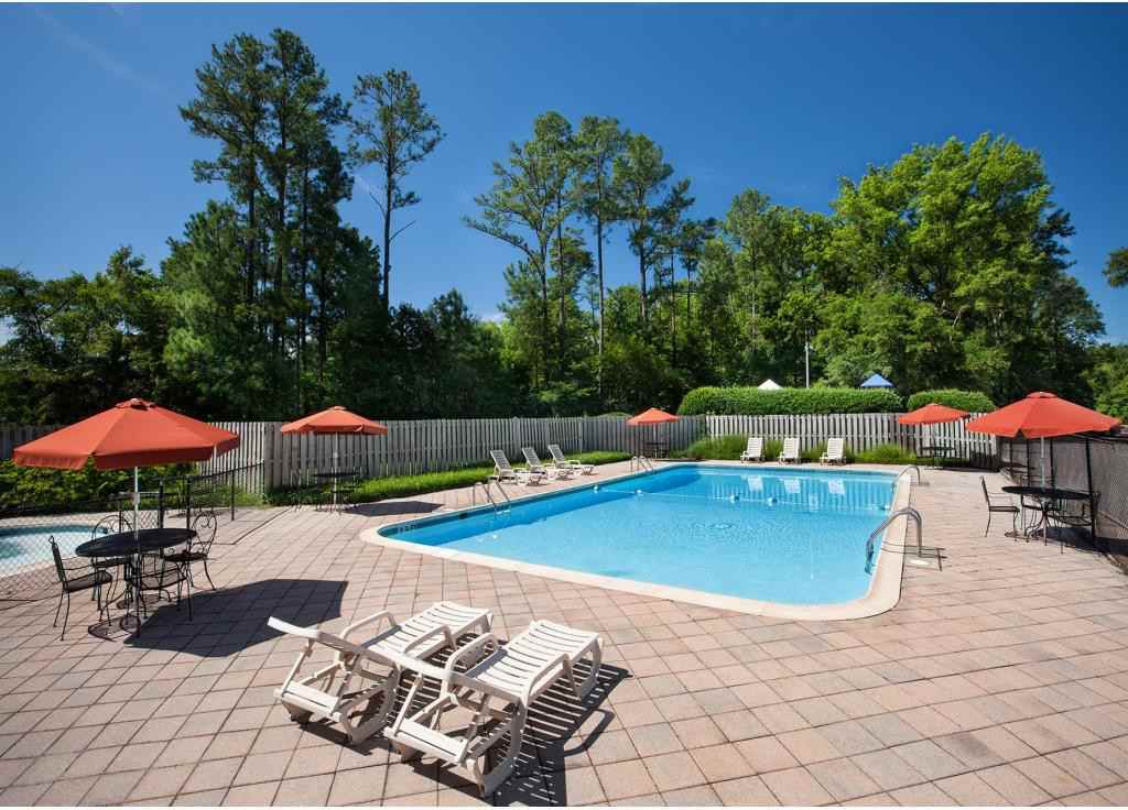 Highland Woods Apartments - Photo 3 of 19