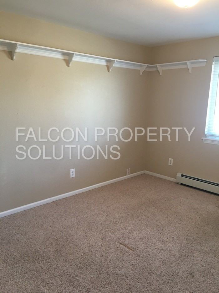 11724 E Basswood Ln - Photo 3 of 14